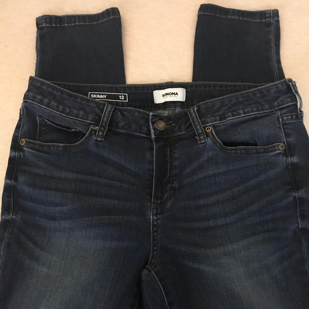 4 for $15!! Sonoma Dark Rinse Skinny Jeans 👖